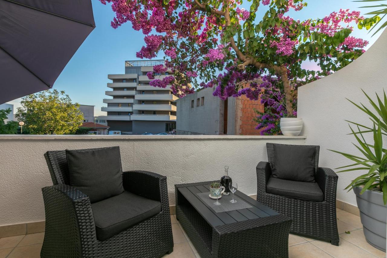 Apartmani Dijana Podgora Exterior photo