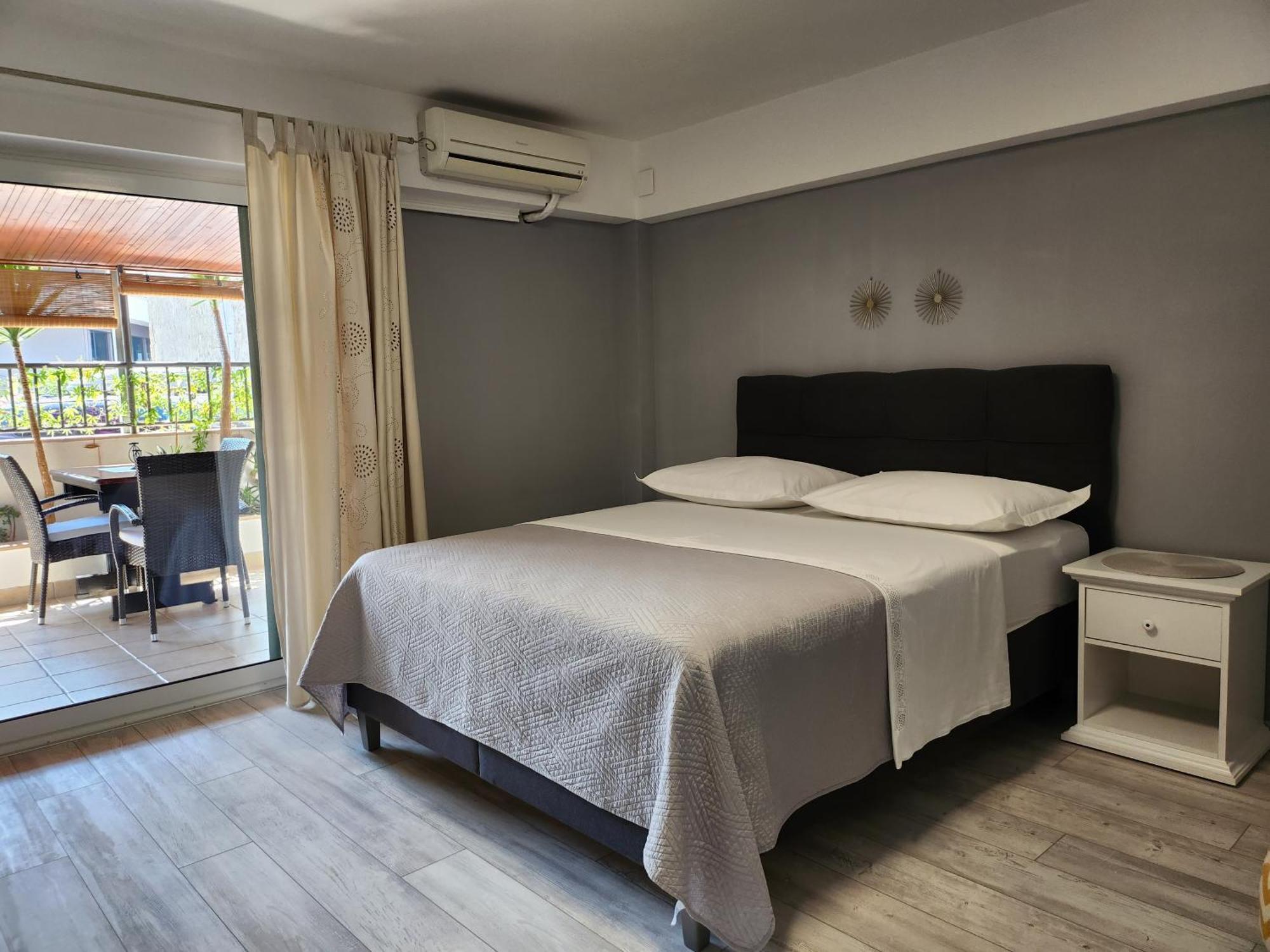 Apartmani Dijana Podgora Exterior photo